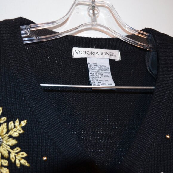 Victoria Jones (R) Knit Embroidery Christmasy Snow Flakes Beads Black Jacket S - Picture 2 of 7